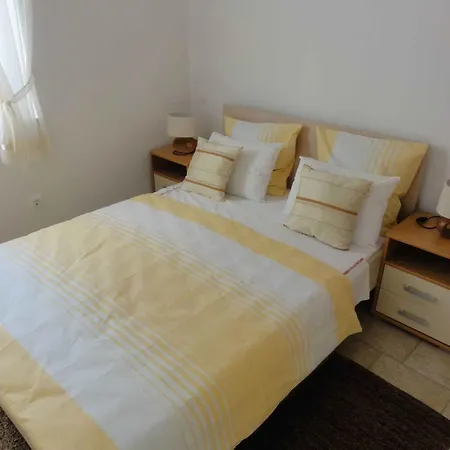 Apartment In 51811 Trogir
