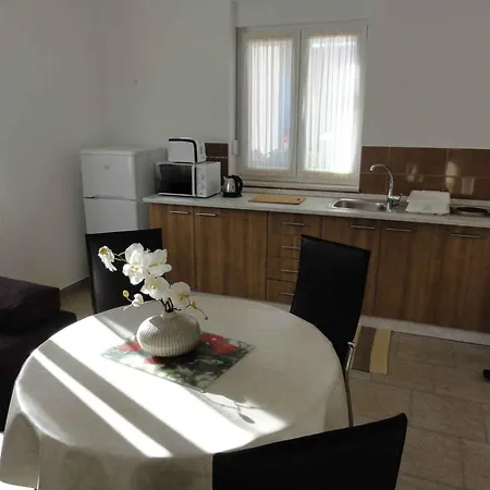 In 51811 Apartment